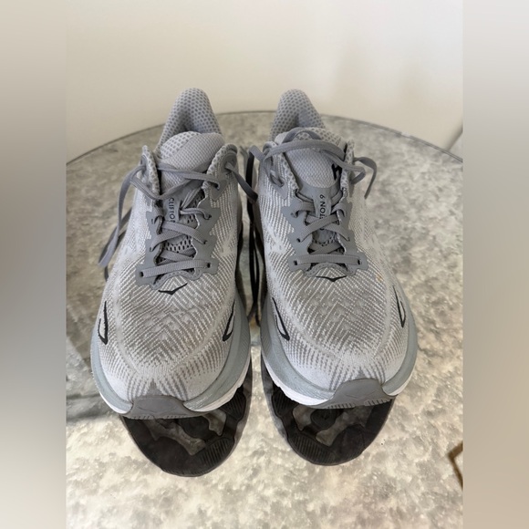HOKA Clifton 9 Gray Running Shoes Men’s Size 9.5 US - Picture 3 of 7
